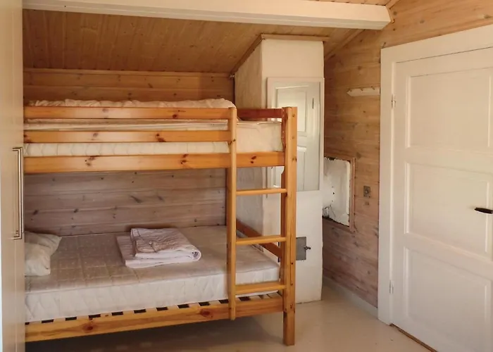 Gorgeous In With Kitchen Holiday home *